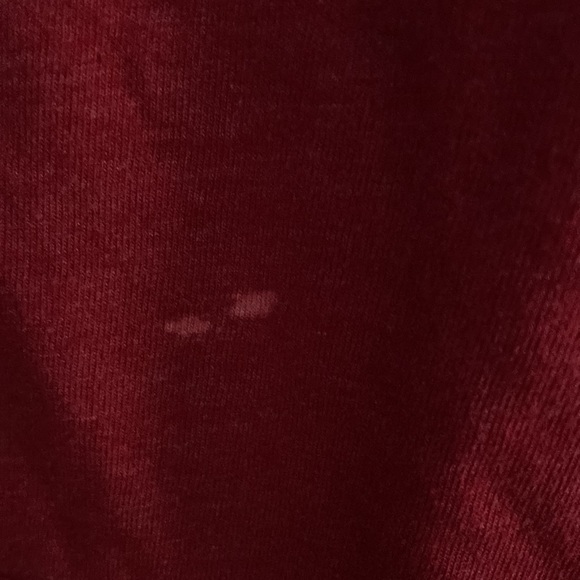 Basic Red Teeshirt - Picture 4 of 4